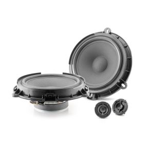 FOCAL CAR IS FORD 165
