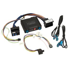   Videó bemeneti interfész Mercedes NTG5/NTG5.1 gyári OEM navigációs fejegység esetén első és hátsó tolatókamera illesztéshez 771190-1024